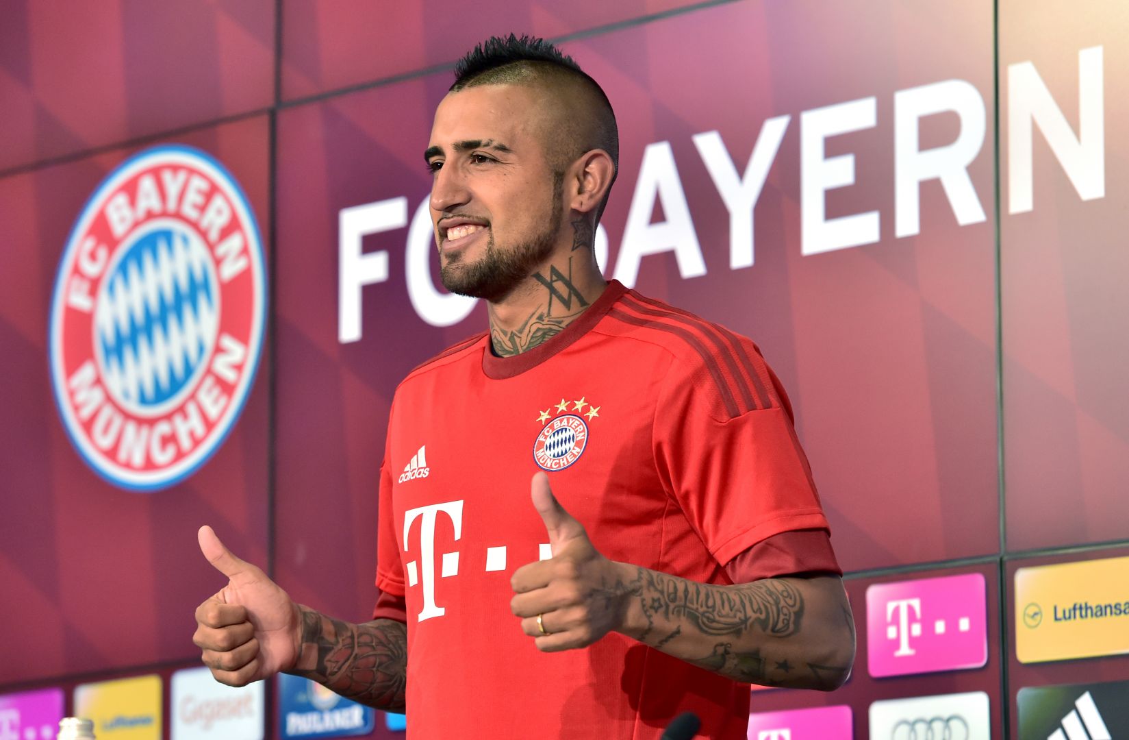 Arturo Vidal sign with Bayern Munich for €37 million teaser image