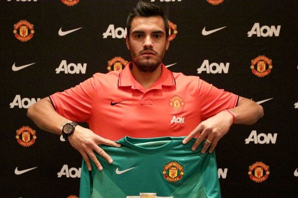 Does Romero's arrival leads to De Gea out of Manchester united club? teaser image